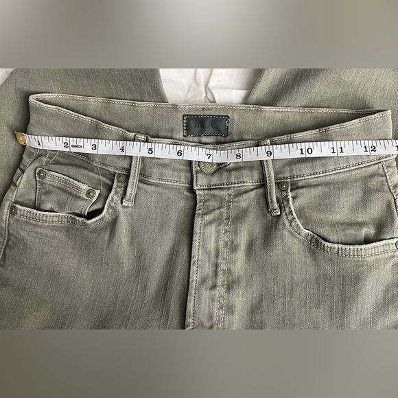 MOTHER- Insider Crop Step Fray - Picture 8 of 8